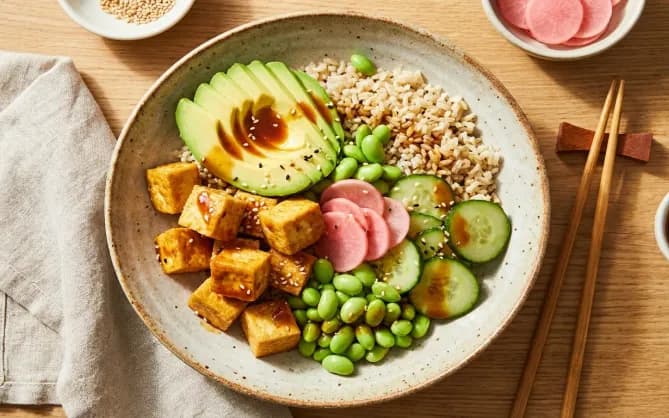 Bowl tofu mariné & avocat